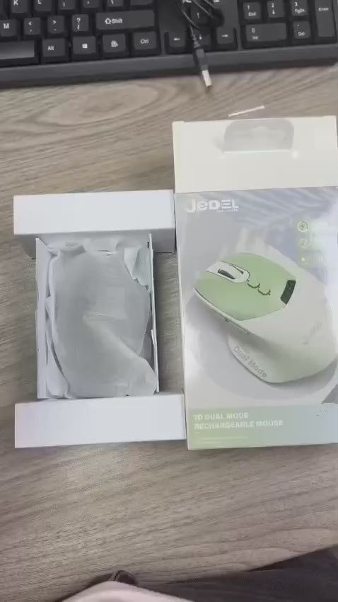 7D W11 Wireless Rechargeable Mouse Smooth Performance with a stylish Modern Design